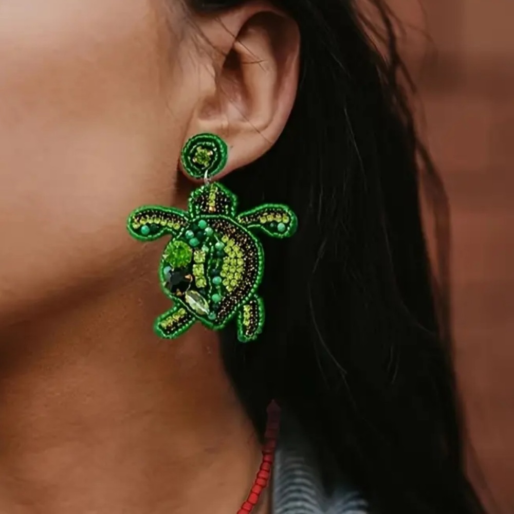 Green Turtle Beaded Drop Earrings